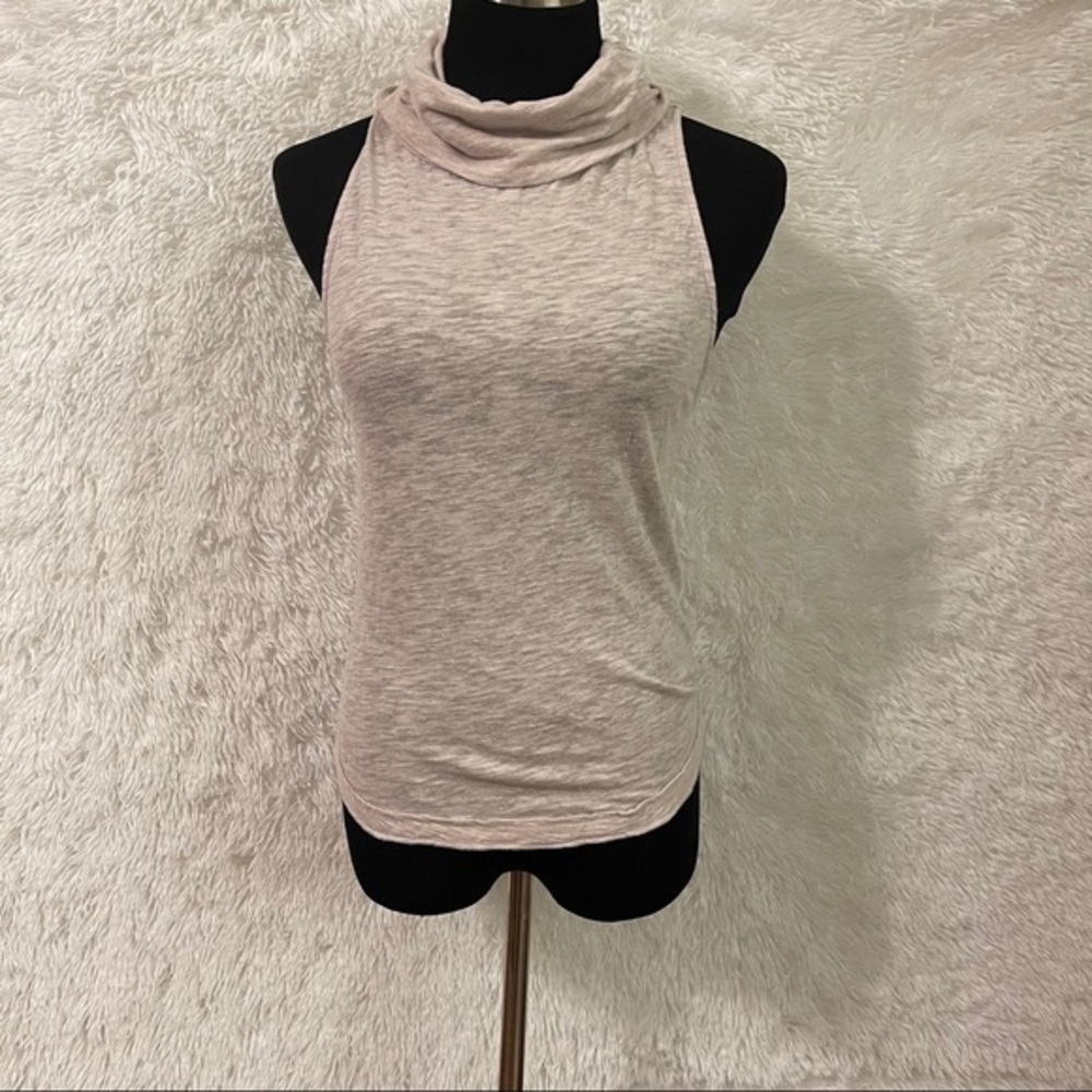 Free People Women’s Turtle Neck Sleeveless Pink Shirt